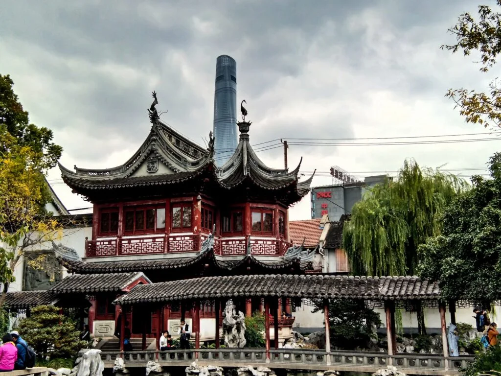 Yuyuan Garden is a precious gem of classic Jiangnan gardens in China