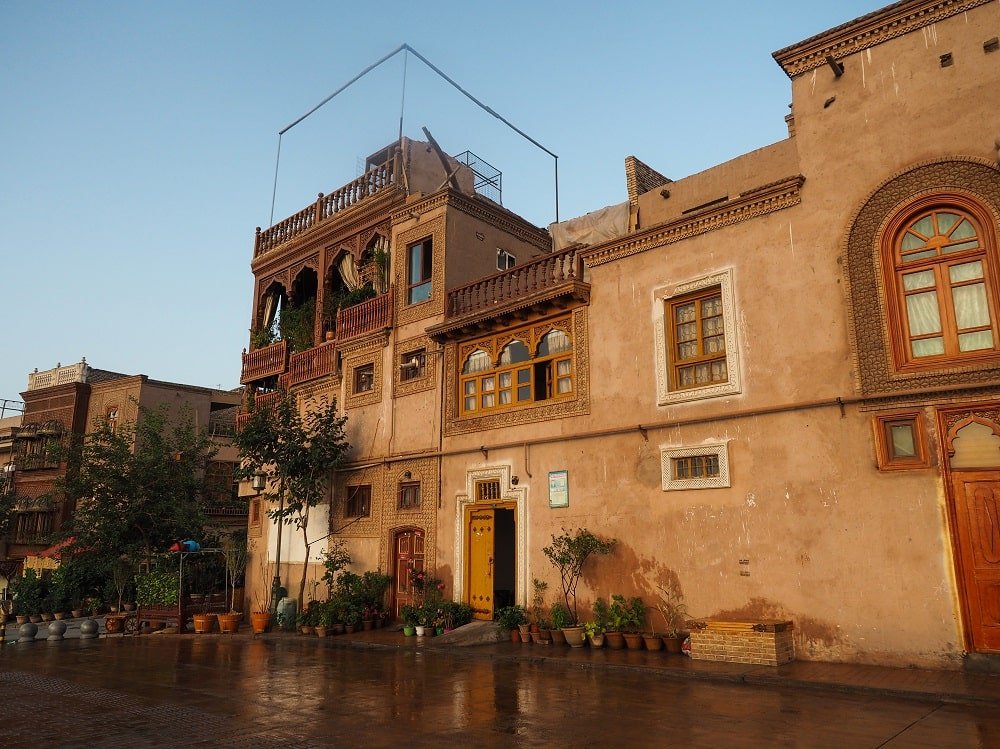 an old building in Kashgar Old City-min