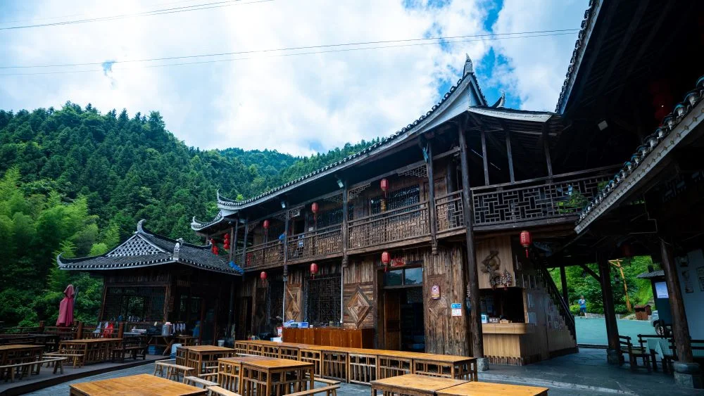 Traditional Yao village architecture in China – Showcases ancient Chinese architectural styles unique to the Yao village, reflecting the local cultural heritage