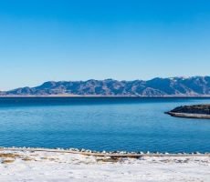 Sayram Lake is the highest and largest alpine lake in Xinjiang, known for its stunning beauty - 300